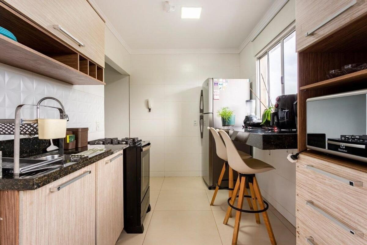 Ap 85M2 , 2Qts Com Suite , Estacionamento, Cozinha Completa , Wi-Fi 500Mb , Jr Catito Brasilia Exterior photo